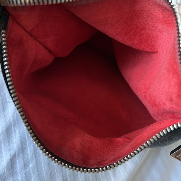 Hammitt Montana Two-Tone Crossbody Medium - Picture 9 of 16